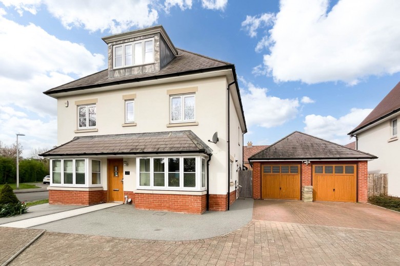Click the photo for more details of Culver Grove, Wokingham