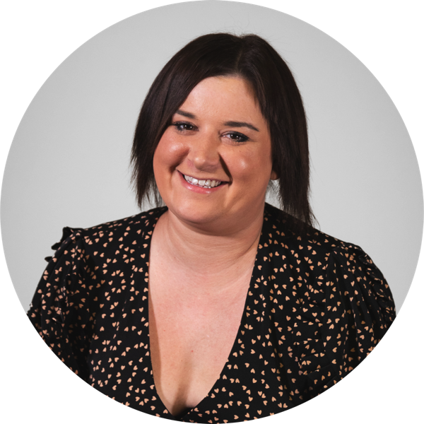 Elizabeth  Parris, Office Manager