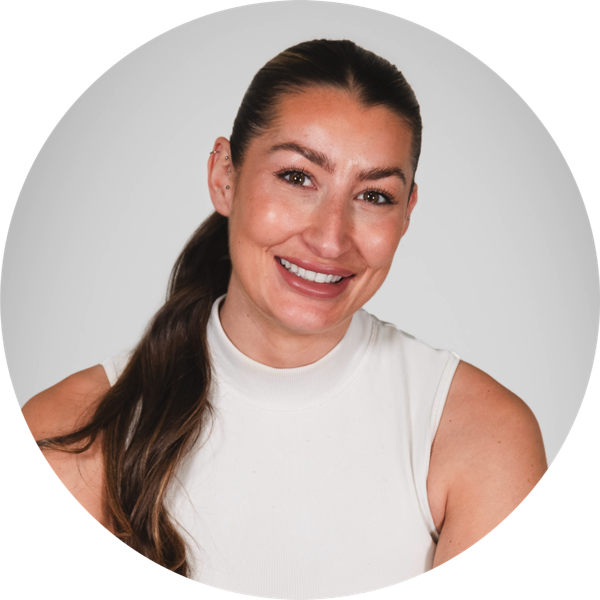 Hollie Daines, Senior Sales Consultant