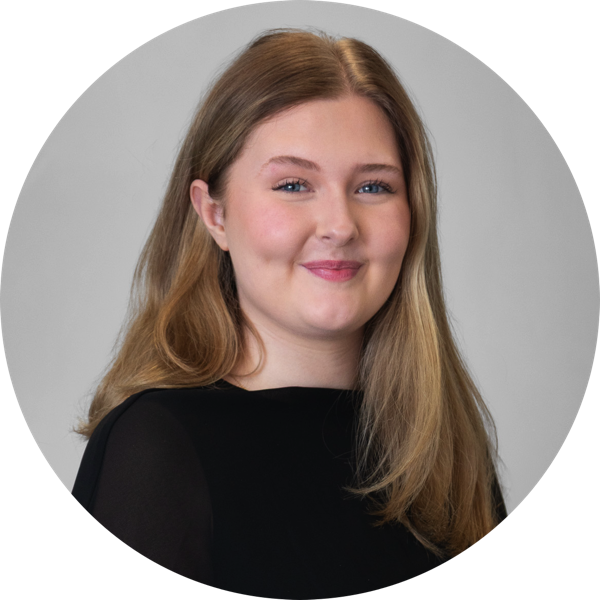 Poppy Jones, Sales Consultant